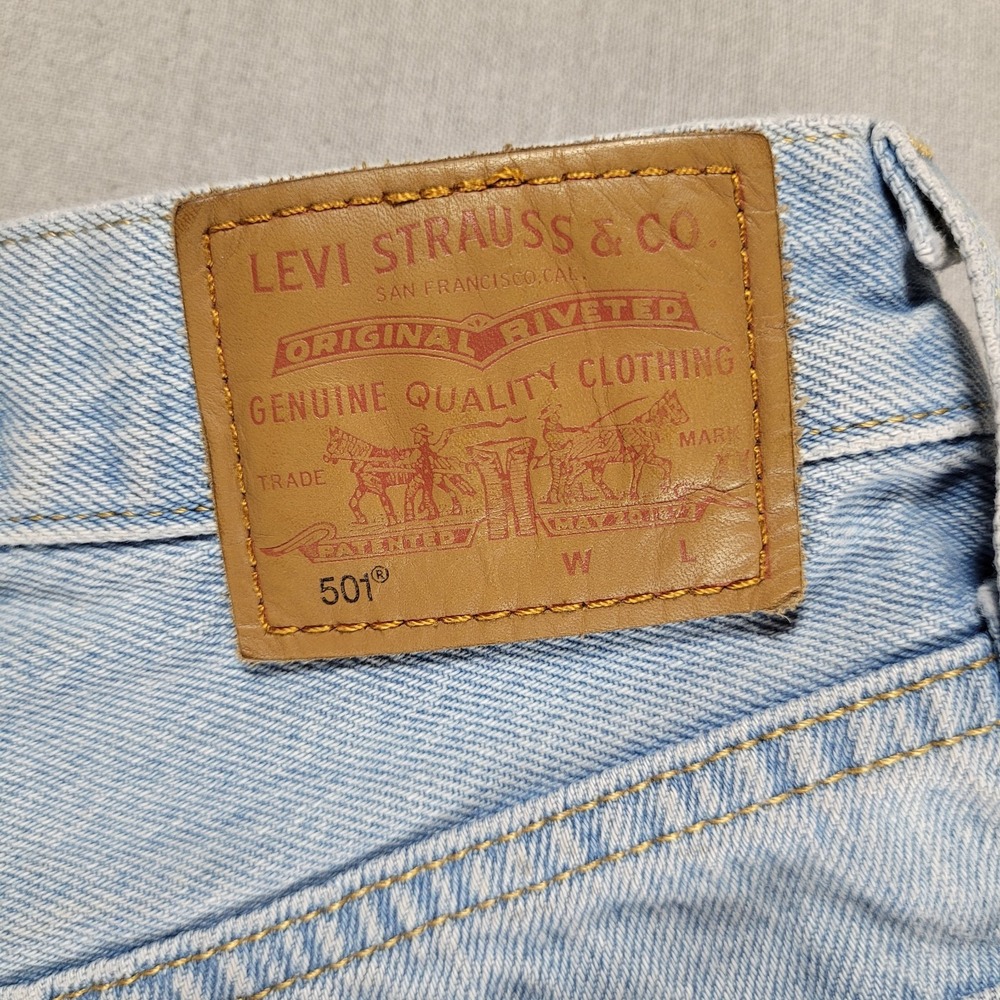 Levi's 501 Premium Cut Off Shorts Womens W24 Blue Button Fly Raw Hem Distressed - Picture 4 of 11